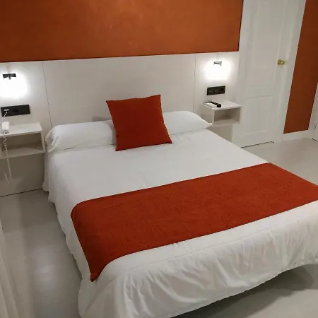 Emperatriz I Otel 3*
