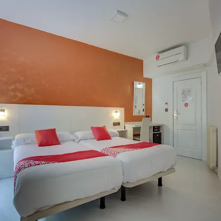 ホテル Emperatriz I 3*