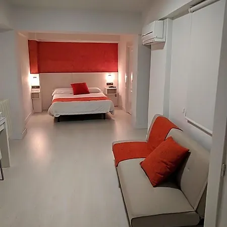 Emperatriz I Otel 3*