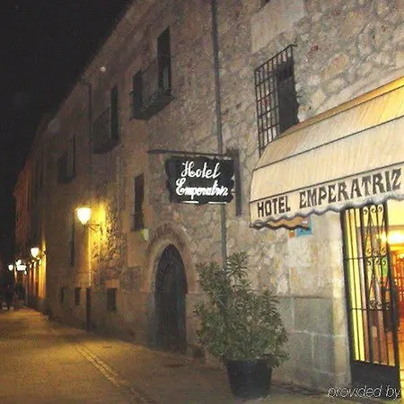 Emperatriz I Otel 3*