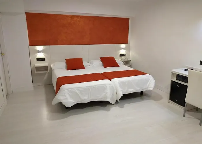 Emperatriz I Hotel 3*